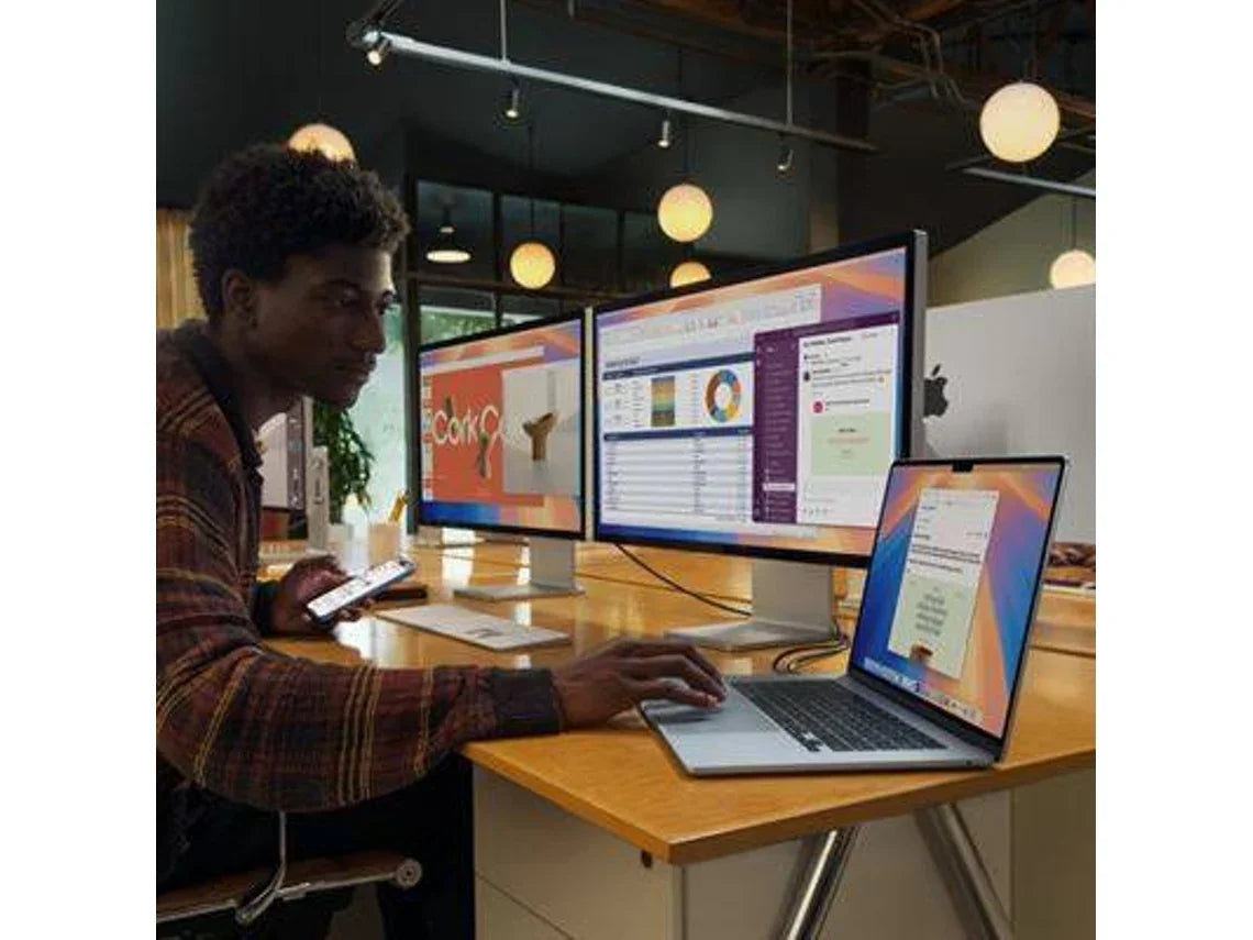 MacBook Air APPLE (15'' - Apple M4 - 16 GB - 256 GB SSD - Plata)