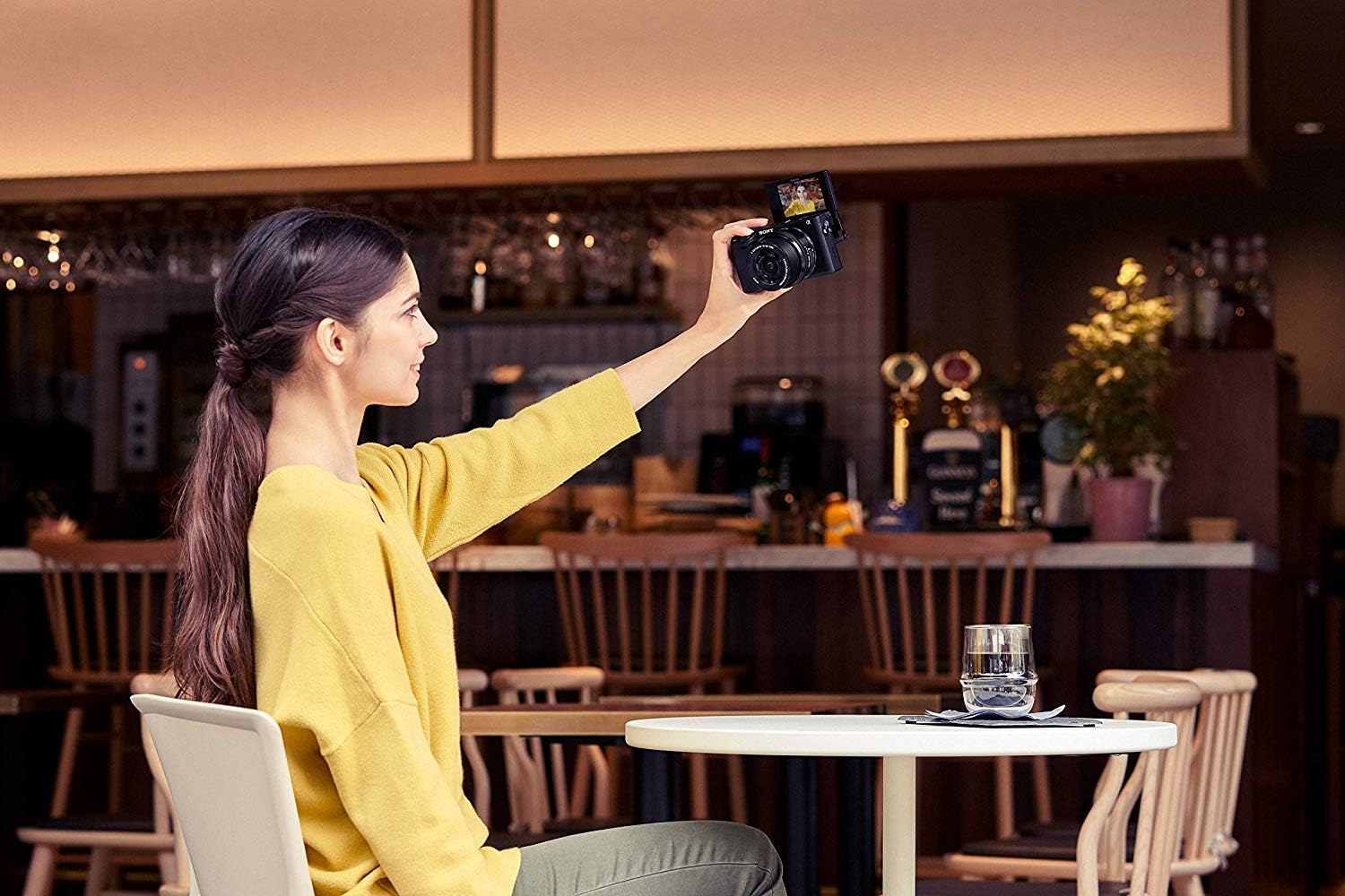 Sony ILCE6400LB.CEC Alpha 6400, Cámara evil APS-C